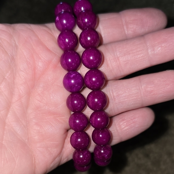 10mm Fuchsia Sugilite Bracelet - Picture 3 of 4